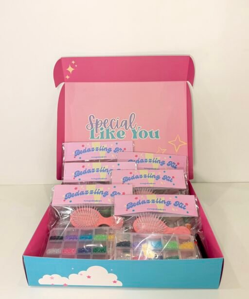 Alternative view of Medium Hairbrush Bedazzling Kit Giveaway